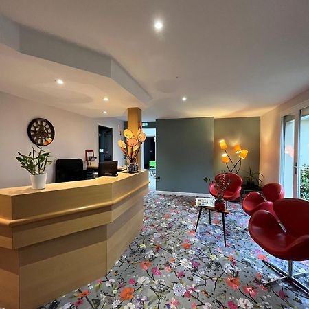 Hotel De Troyes Bagian luar foto